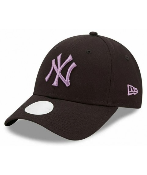 New York Yankees League Essential Womens Black 9FORTY Adjustable Cap 9FORTY Black 60240300