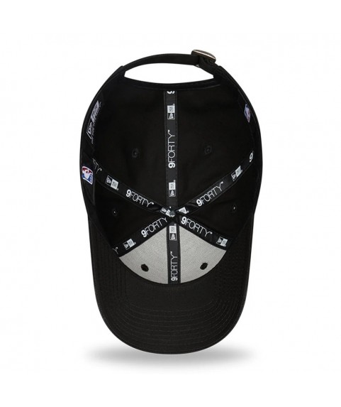 Chicago Bulls Neon Logo Black 9FORTY Cap 9FORTY Colour: Black 60240460