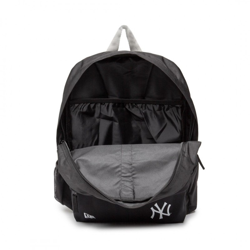 New Era New York Yankees MLB Logo Stripe Σχολική Τσάντα Πλάτης Γυμνασίου - Λυκείου σε Μαύρο χρώμα 60240083
