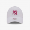 New York Yankees League Essential Womens White 9FORTY Adjustable Cap 9FORTY White 60240299