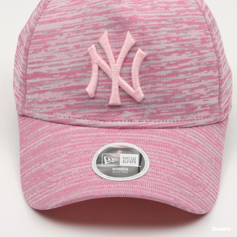 NEW YORK YANKEES ENGINEERED FIT WOMENS 9FORTY 80635865